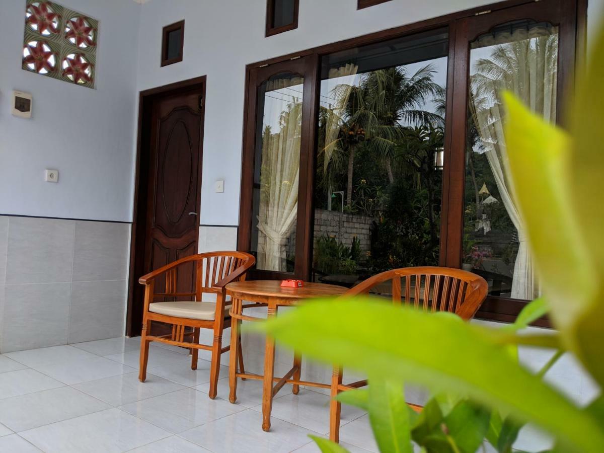 Serangan Inn Mimba Padangbai  Exterior photo